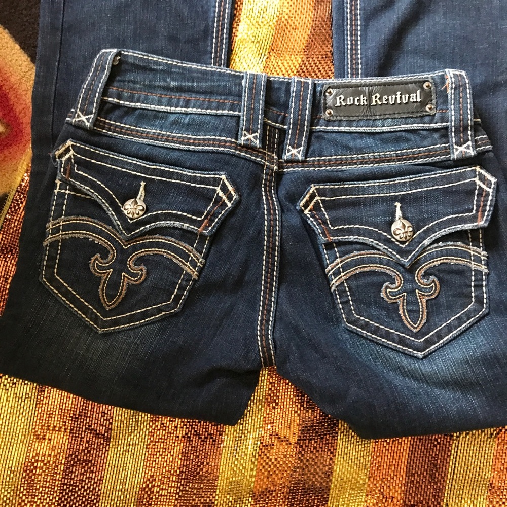 Rock Revival Size 26 NWOT check pictures for meas.